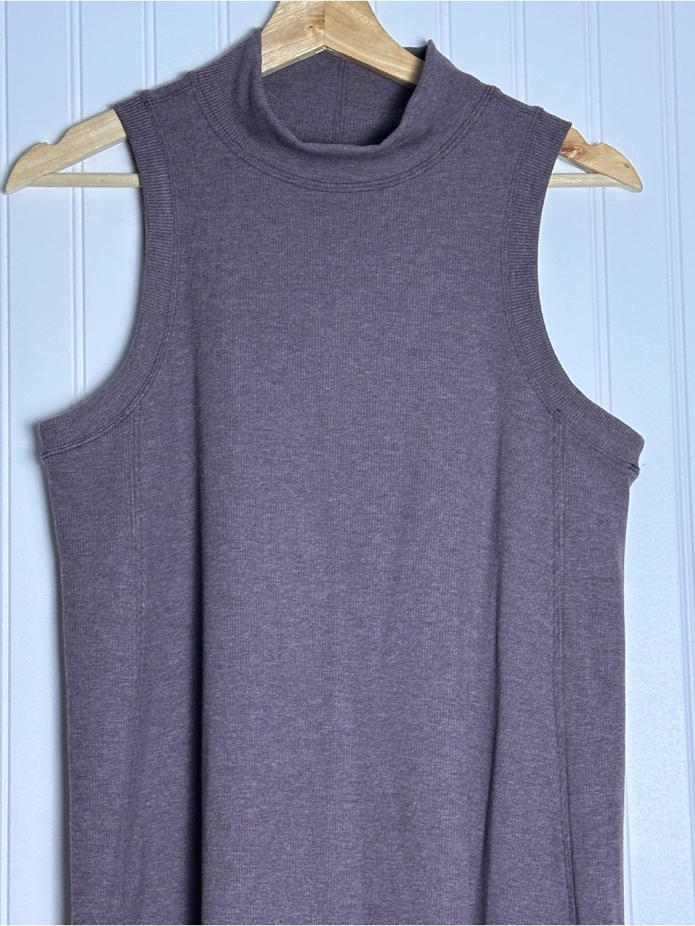 Lululemon Gone for the Week Dress
Heathered Antique Bark L Casual Travel - Picture 5 of 14